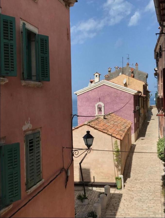 Apartment City Walls In Old Town Of Rovinj Buitenkant foto